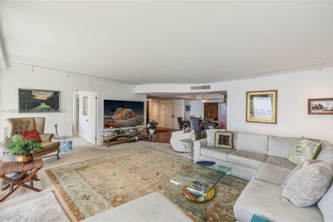 Copropriété à vendre à Miami, Floride: 2 chambres, 174.84 m2 № 1897650 - photo 2