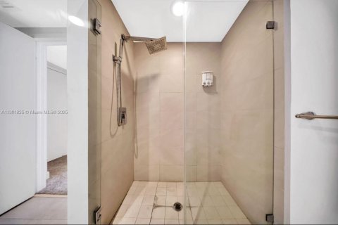 Hôtel, hôtellerie à vendre à Hollywood, Floride: 1 chambre, 80.73 m2 № 1951767 - photo 19
