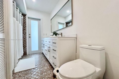 Casa en alquiler en Palmetto Bay, Florida, 4 dormitorios, 248.61 m2 № 1507027 - foto 28