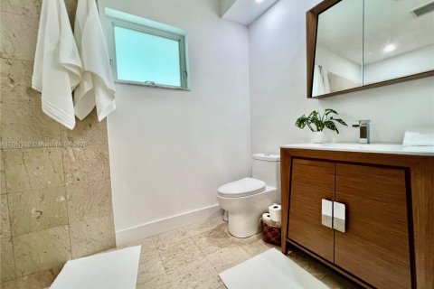Casa en alquiler en Palmetto Bay, Florida, 4 dormitorios, 248.61 m2 № 1507027 - foto 21
