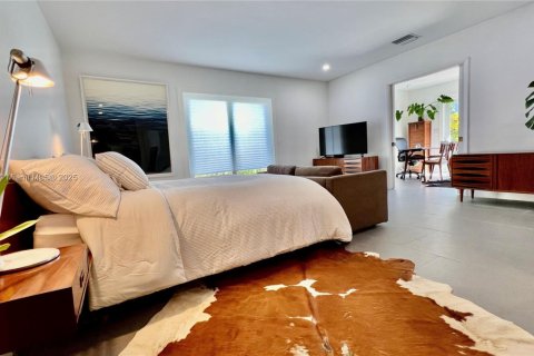 Casa en alquiler en Palmetto Bay, Florida, 4 dormitorios, 248.61 m2 № 1507027 - foto 17
