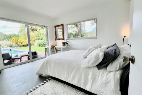 Casa en alquiler en Palmetto Bay, Florida, 4 dormitorios, 248.61 m2 № 1507027 - foto 24