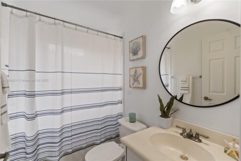 Купить виллу или дом в Холливуд, Флорида 3 спальни, 153.1м2, № 1923226 - фото 29