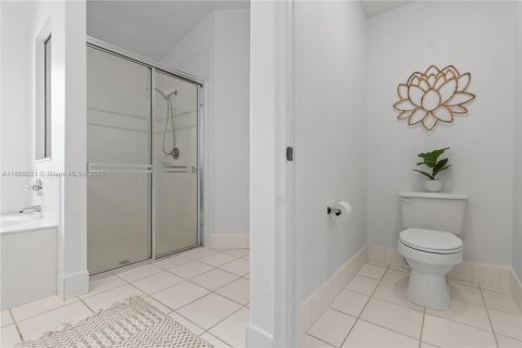 Купить виллу или дом в Холливуд, Флорида 3 спальни, 153.1м2, № 1923226 - фото 22