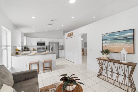 Купить виллу или дом в Холливуд, Флорида 3 спальни, 153.1м2, № 1923226 - фото 14