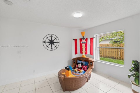 Купить виллу или дом в Холливуд, Флорида 3 спальни, 153.1м2, № 1923226 - фото 28