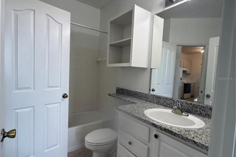 Copropriété à louer à Kissimmee, Floride: 2 chambres, 103.12 m2 № 2419102 - photo 19