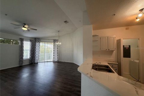 Copropriété à louer à Kissimmee, Floride: 2 chambres, 103.12 m2 № 2419102 - photo 11