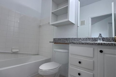 Copropriété à louer à Kissimmee, Floride: 2 chambres, 103.12 m2 № 2419102 - photo 26