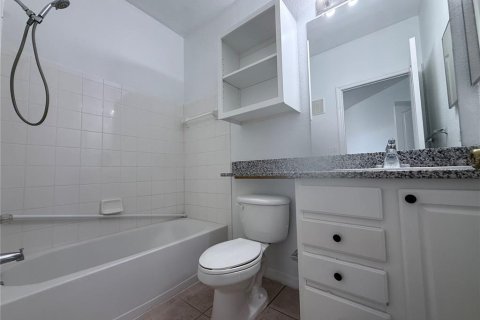 Copropriété à louer à Kissimmee, Floride: 2 chambres, 103.12 m2 № 2419102 - photo 25