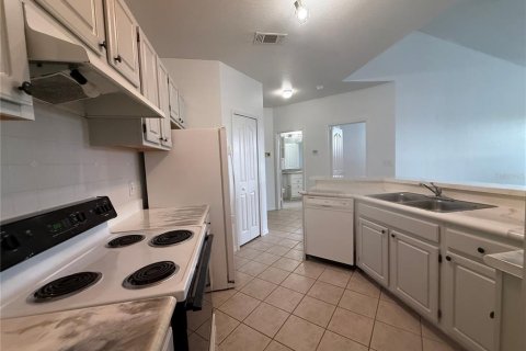Copropriété à louer à Kissimmee, Floride: 2 chambres, 103.12 m2 № 2419102 - photo 6