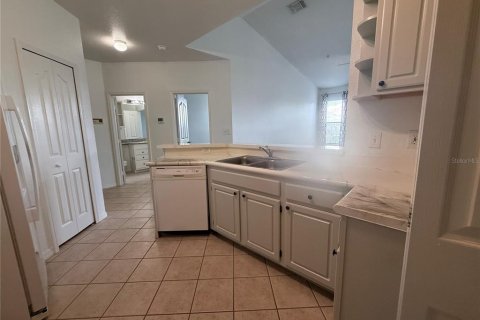 Copropriété à louer à Kissimmee, Floride: 2 chambres, 103.12 m2 № 2419102 - photo 10