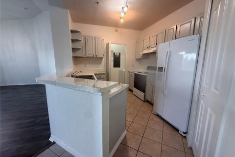Copropriété à louer à Kissimmee, Floride: 2 chambres, 103.12 m2 № 2419102 - photo 9