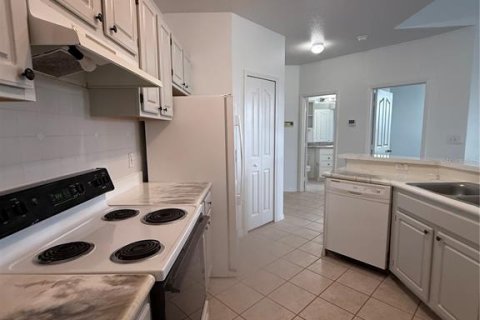 Copropriété à louer à Kissimmee, Floride: 2 chambres, 103.12 m2 № 2419102 - photo 5