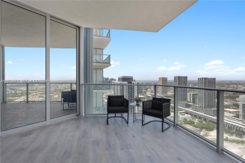 Condo in Miami, Florida, 2 bedrooms  № 1997299 - photo 16