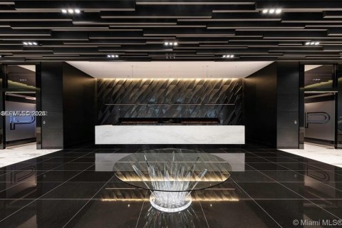 Condo in Miami, Florida, 2 bedrooms  № 1997299 - photo 17