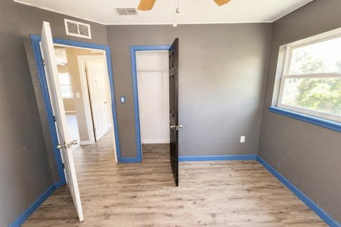 House in Auburndale, Florida 3 bedrooms, 92.34 sq.m. № 2091836 - photo 6