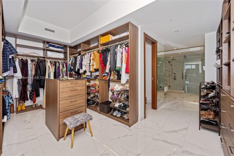 Купить кондоминиум в Авентура, Флорида 7 спален, 584.63м2, № 1865246 - фото 19
