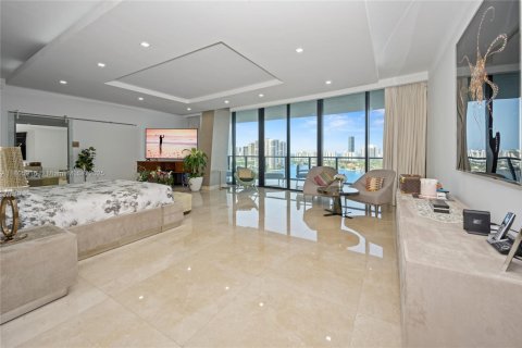 Купить кондоминиум в Авентура, Флорида 7 спален, 584.63м2, № 1865246 - фото 16