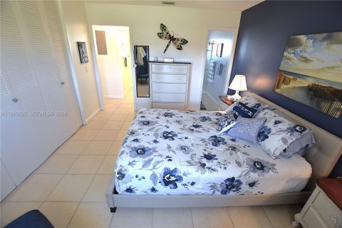 Купить виллу или дом в Уэст-Палм-Бич, Флорида 1 спальня, 61.5м2, № 2023481 - фото 18