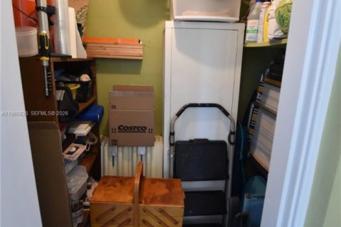 Купить виллу или дом в Уэст-Палм-Бич, Флорида 1 спальня, 61.5м2, № 2023481 - фото 25