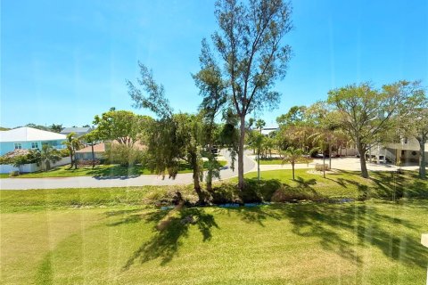 Condo in Seminole, Florida, 2 bedrooms  № 1602086 - photo 20