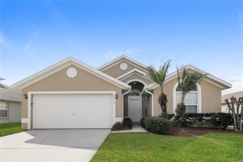 House in Kissimmee, Florida 4 bedrooms, 153.66 sq.m. № 1910229 - photo 1
