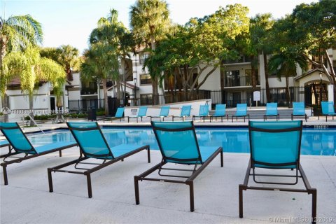 Condominio en alquiler en Hollywood, Florida, 1 dormitorio, 78.13 m2 № 1974819 - foto 20