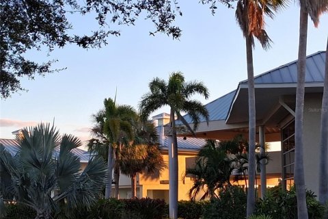 Condo in Ruskin, Florida, 1 bedroom  № 2195112 - photo 30
