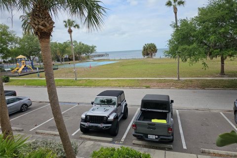 Condo in Ruskin, Florida, 1 bedroom  № 2195112 - photo 12