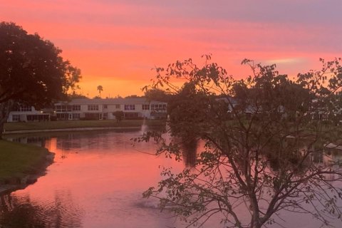 Condominio en alquiler en Delray Beach, Florida, 2 dormitorios, 106.65 m2 № 1178517 - foto 1