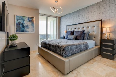Condominio en alquiler en Hallandale Beach, Florida, 3 dormitorios, 161 m2 № 1937852 - foto 9