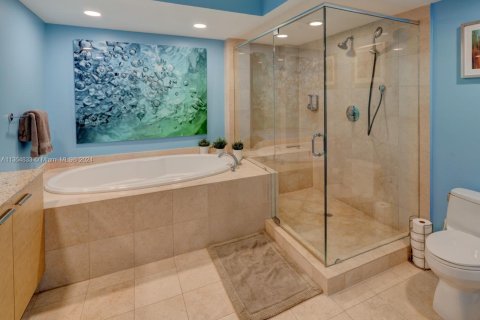 Copropriété à louer à Hallandale Beach, Floride: 3 chambres, 161 m2 № 1937852 - photo 7