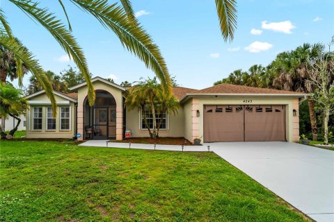 Casa en North Port, Florida 3 dormitorios, 131.74 m2 № 2114103