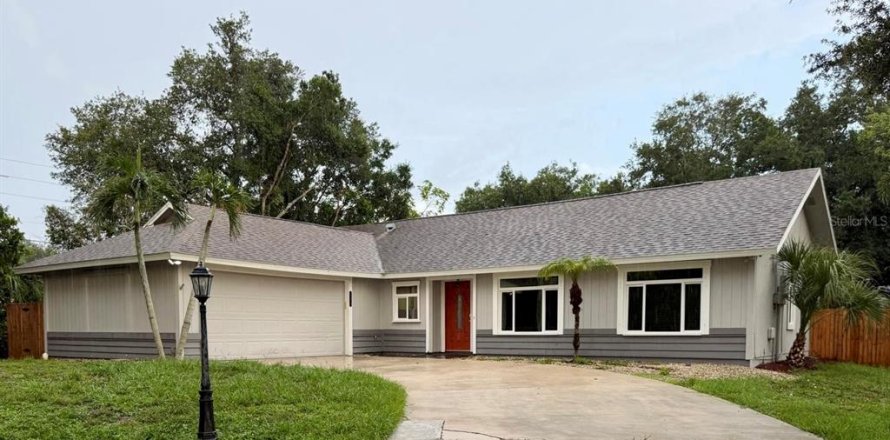 Villa ou maison à Sarasota, Floride 3 chambres, 149.94 m2 № 2237750