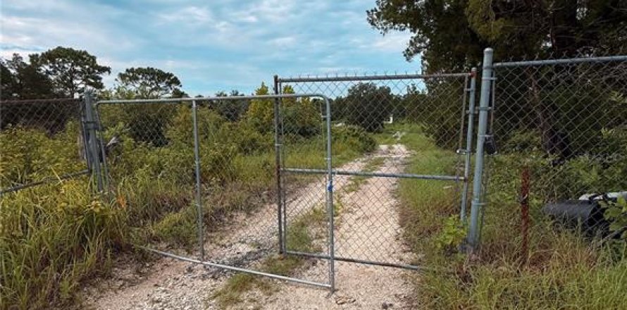 Land in Spring Hill, Florida № 2379004