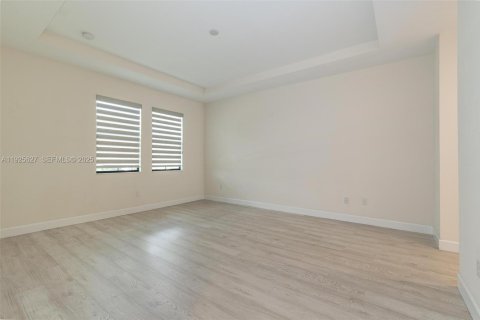 Adosado en venta en Sunrise, Florida, 3 dormitorios, 216 m2 № 1984136 - foto 12