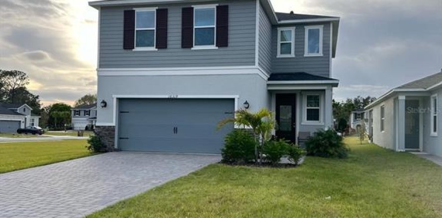 Casa en Clermont, Florida 4 dormitorios, 182.55 m2 № 1626607