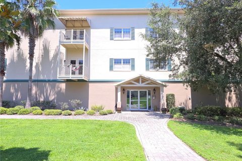 Condominio en venta en Brooksville, Florida, 2 dormitorios, 155.52 m2 № 1916738 - foto 1