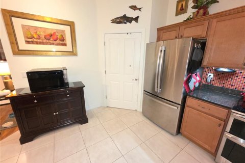 Condominio en venta en Brooksville, Florida, 2 dormitorios, 155.52 m2 № 1916738 - foto 6