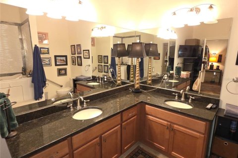 Condominio en venta en Brooksville, Florida, 2 dormitorios, 155.52 m2 № 1916738 - foto 14