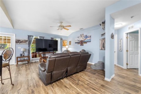 Villa ou maison à vendre à Spring Hill, Floride: 3 chambres, 123.1 m2 № 2414975 - photo 23