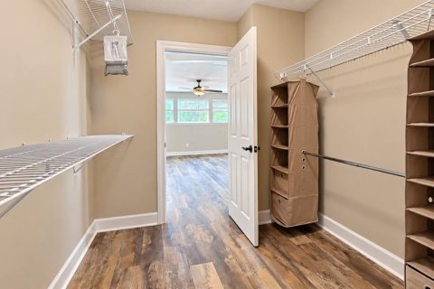 House in Orlando, Florida 4 bedrooms, 296.27 sq.m. № 2398424 - photo 27