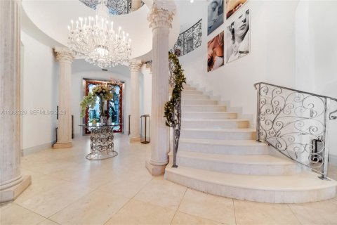 Снять в аренду виллу или дом в Майами-Бич, Флорида 10 спален, 1017.93м2, № 2050657 - фото 9