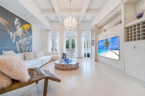 Снять в аренду виллу или дом в Майами-Бич, Флорида 10 спален, 1017.93м2, № 2050657 - фото 30