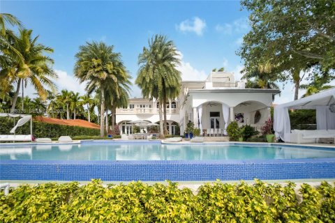 Снять в аренду виллу или дом в Майами-Бич, Флорида 10 спален, 1017.93м2, № 2050657 - фото 3