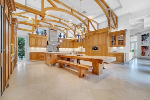 Снять в аренду виллу или дом в Майами-Бич, Флорида 10 спален, 1017.93м2, № 2050657 - фото 7