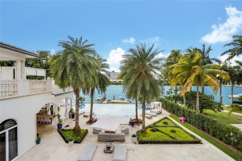 Снять в аренду виллу или дом в Майами-Бич, Флорида 10 спален, 1017.93м2, № 2050657 - фото 14