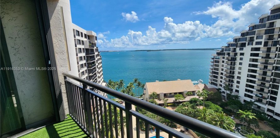 Condo à Miami, Floride, 1 chambre  № 1973584