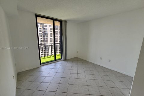 Copropriété à louer à Miami, Floride: 1 chambre, 55.74 m2 № 1973584 - photo 7